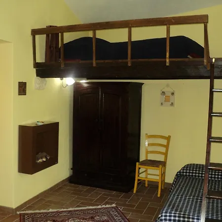 Frühstückspension Piccolo Borgo Del Giglio Massa Martana