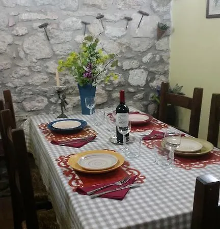 Piccolo Borgo Del Giglio