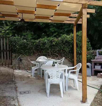 Piccolo Borgo Del Giglio * Massa Martana