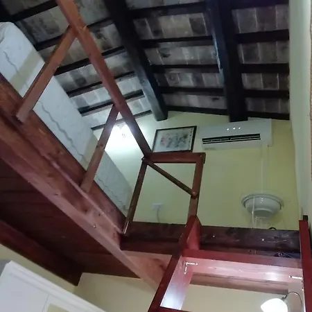 Piccolo Borgo Del Giglio Bed & Breakfast Massa Martana