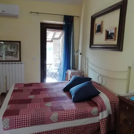 Piccolo Borgo Del Giglio Massa Martana